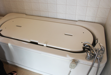 Beaumont Family Case Study - Pisces variable height bath with integrated platform