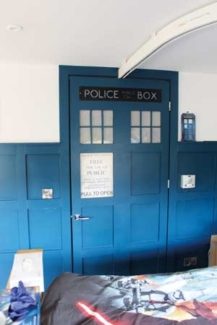 Dr Who themed door